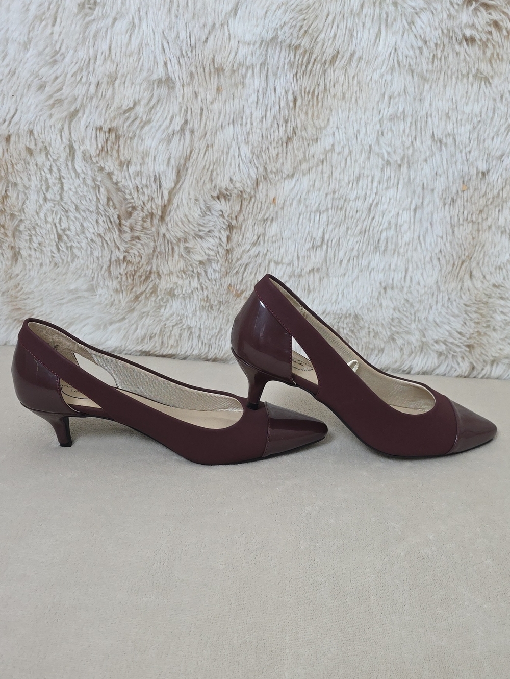 NWOT Simply Comfort Lifestyle Burgundy Slingback Kitten Heel Pumps Women's 9.5W - Picture 3 of 12